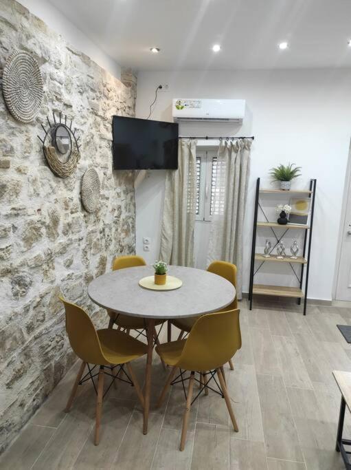 Garitsa Apartament *